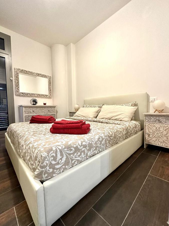 Axi House Apartment Болоня Екстериор снимка